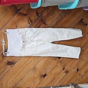 NWOT Gap maternity jeans. white,  size 29/8L